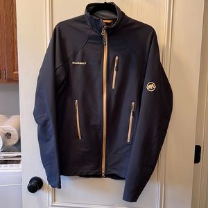 Mammut pretex equilibrium